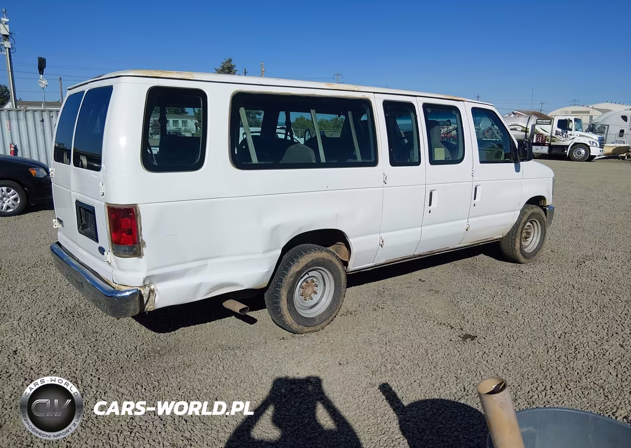 2010 Ford E-350 Super Duty Xl-Xlt VIN:1FBSS3BL4ADA32265 - 4