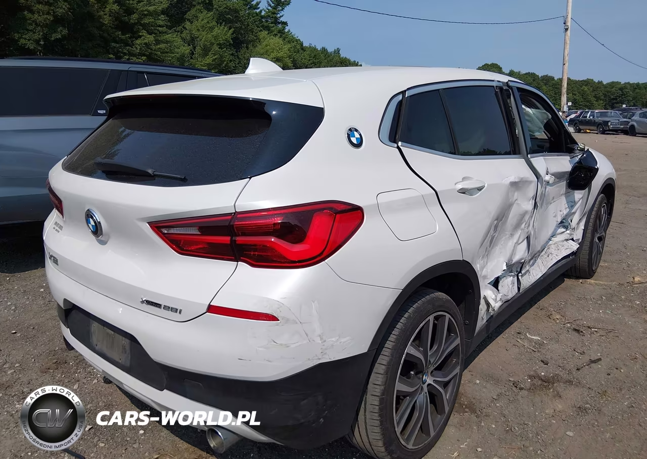 2018 BMW X2 xDrive28I VIN:WBXYJ5C38JEF81146 - 4