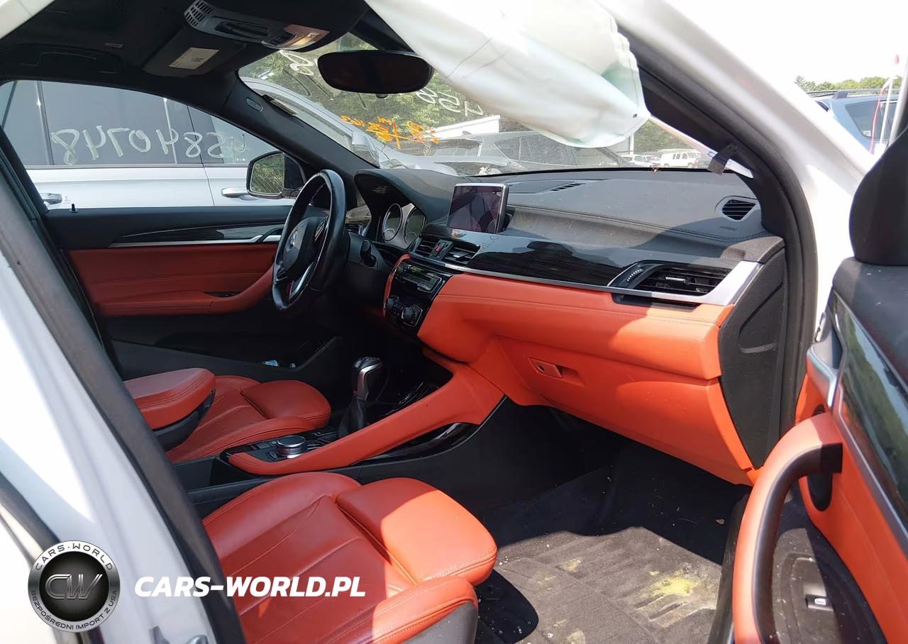 2018 BMW X2 xDrive28I VIN:WBXYJ5C38JEF81146 - 5
