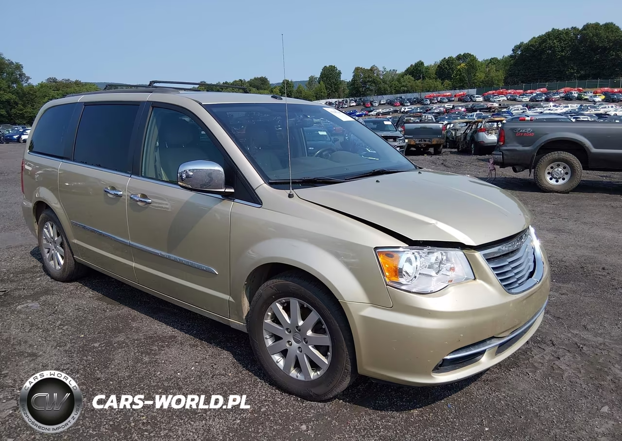 2011 Chrysler Town & Country Touring-L