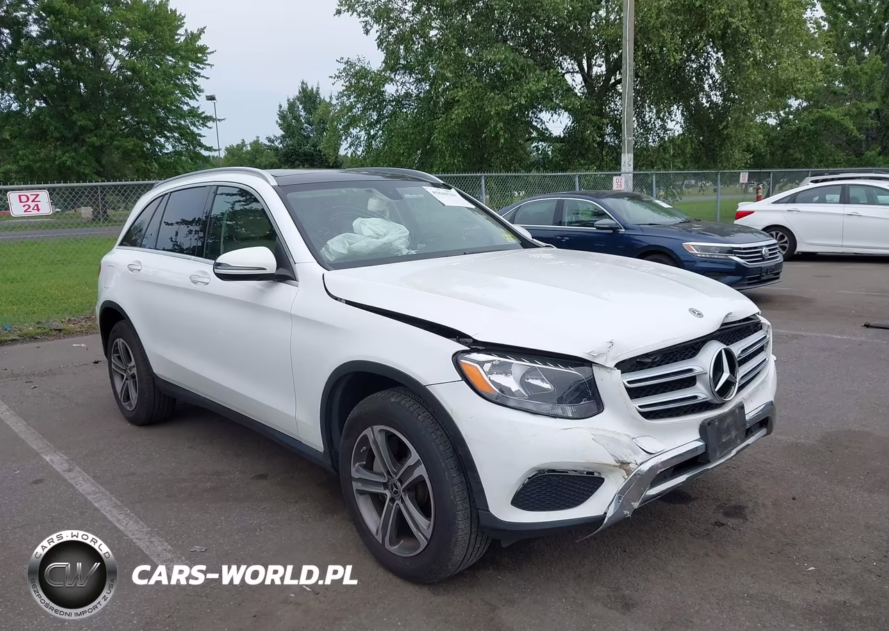 2019 Mercedes-Benz Glc 300 4Matic – zdjęcie 1 z 16