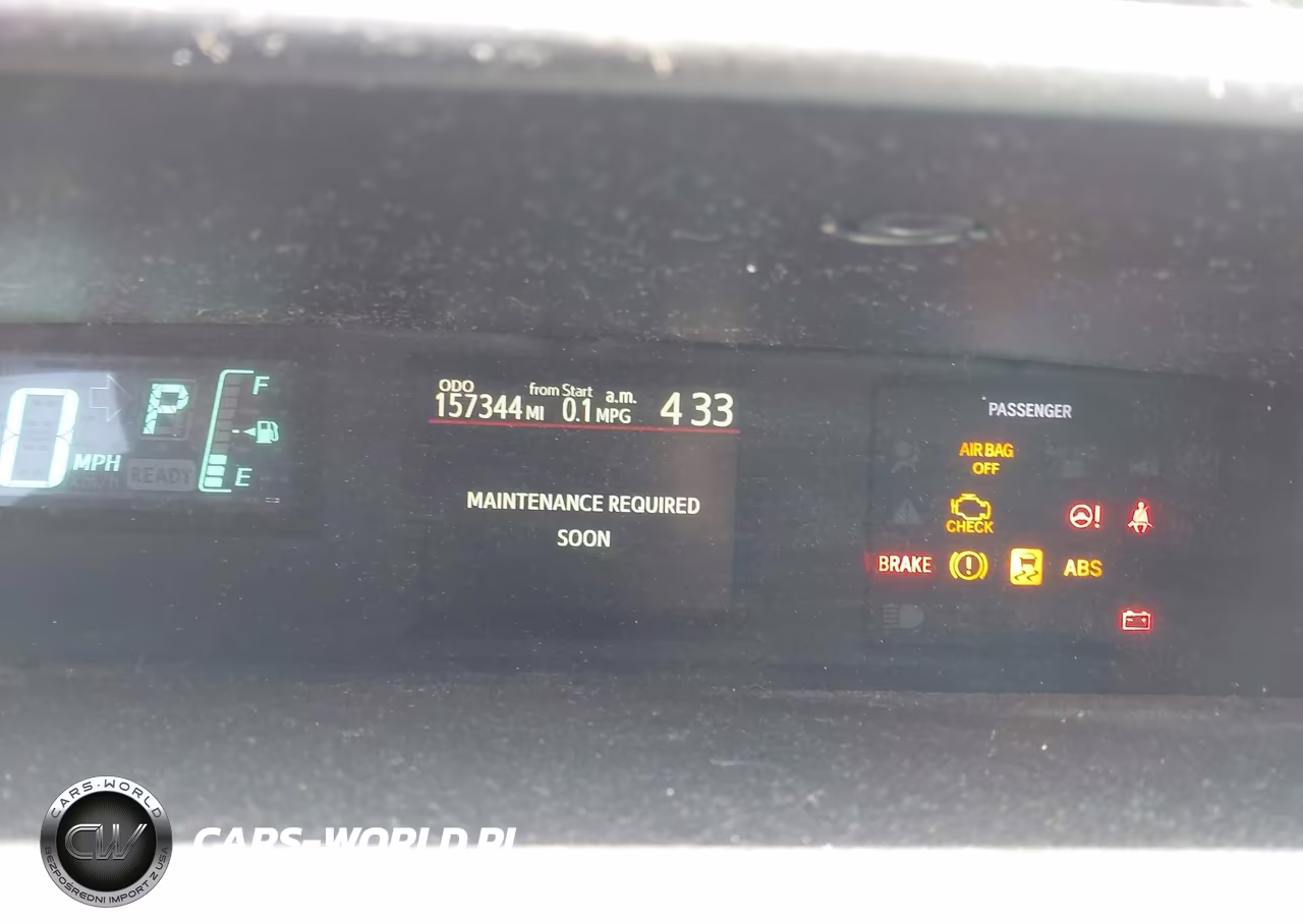 2013 Toyota Prius C Two VIN:JTDKDTB3XD1550151 - 15