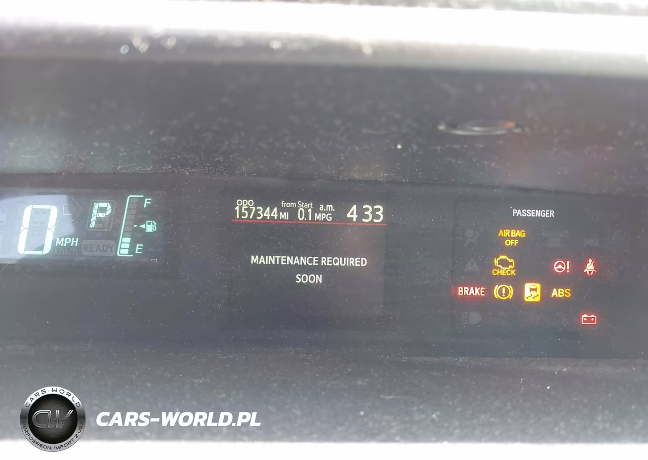 2013 Toyota Prius C Two VIN:JTDKDTB3XD1550151 - 7