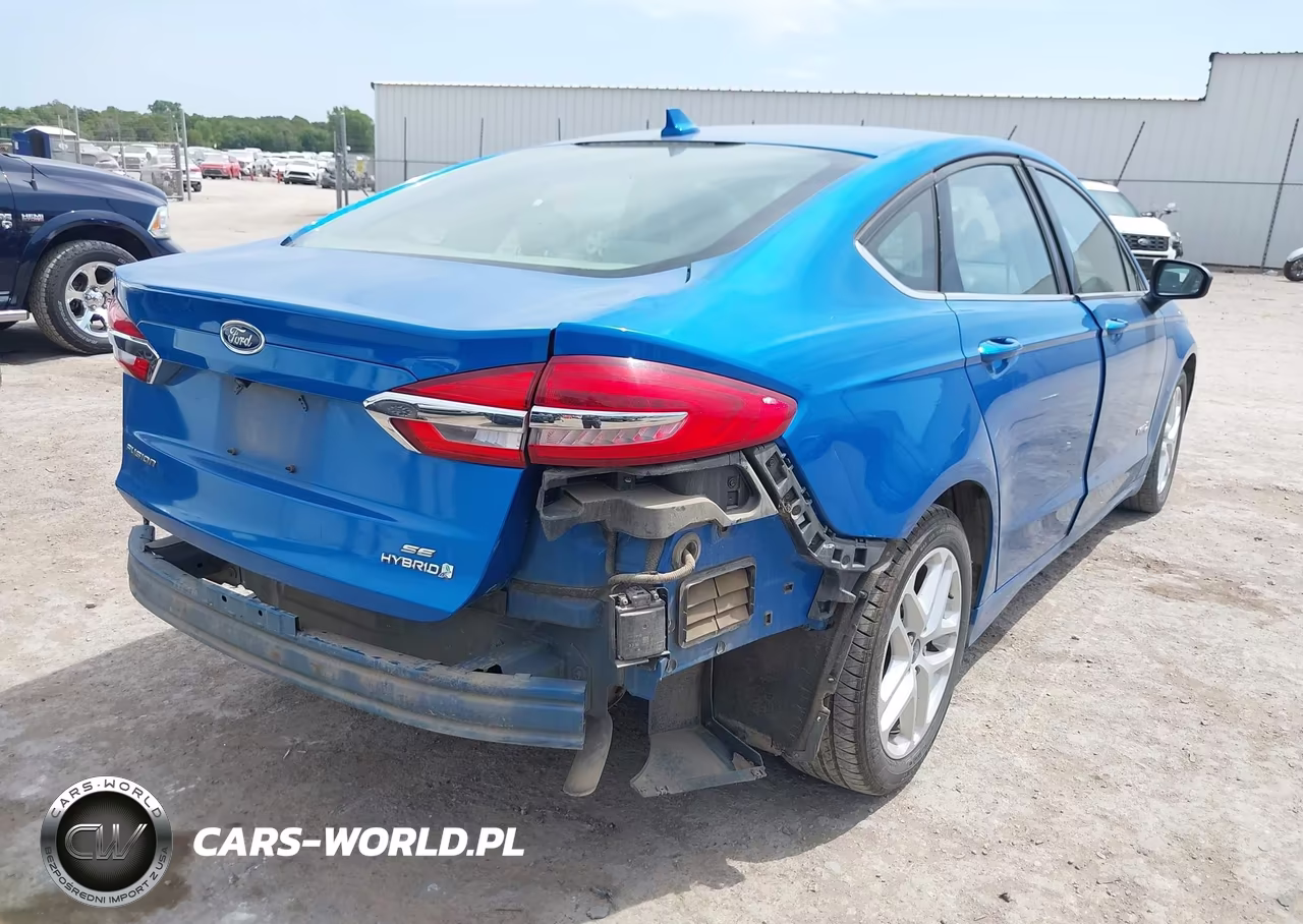 2019 Ford Fusion Hybrid Se VIN:3FA6P0LU7KR187539 - 4