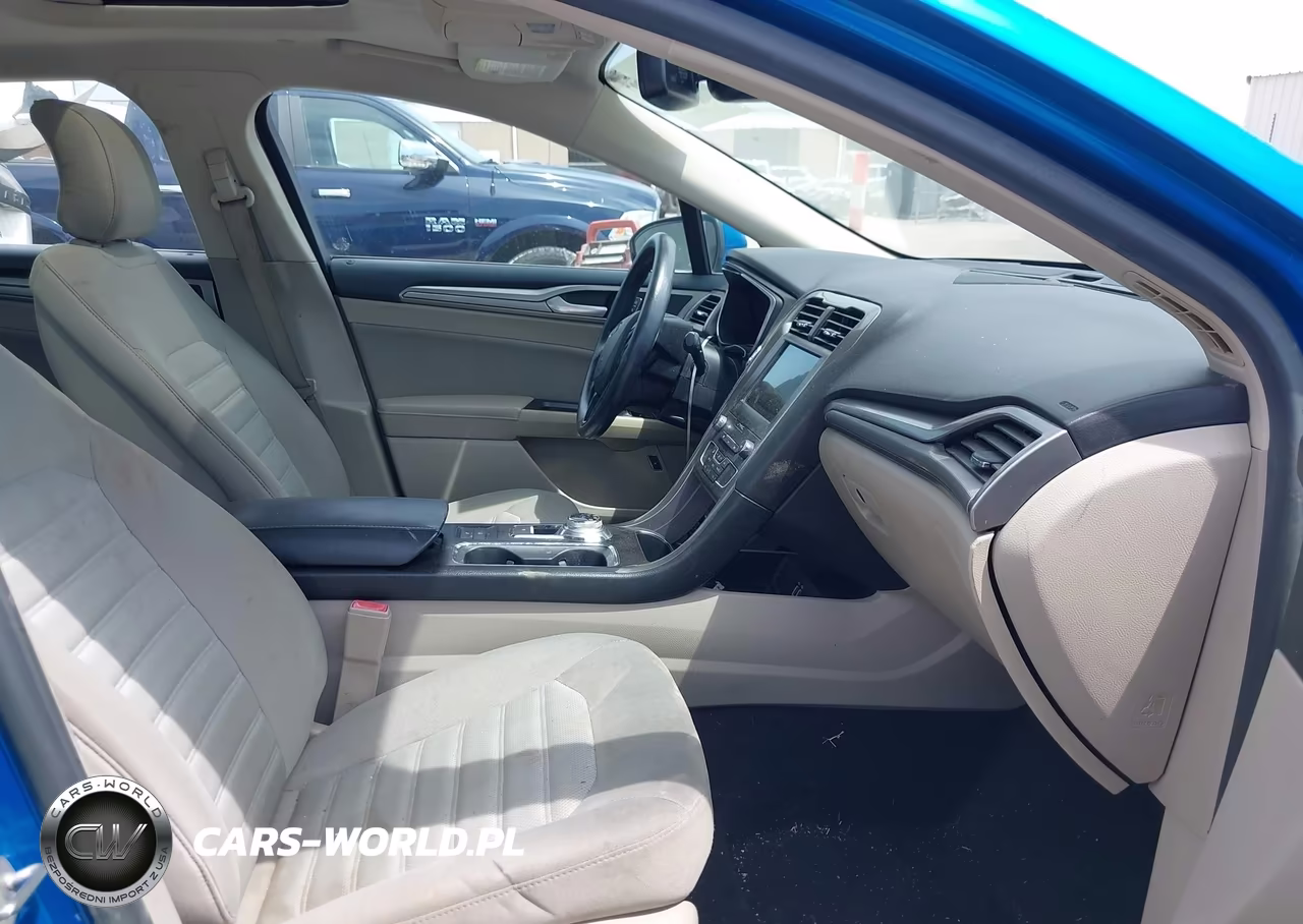 2019 Ford Fusion Hybrid Se VIN:3FA6P0LU7KR187539 - 5