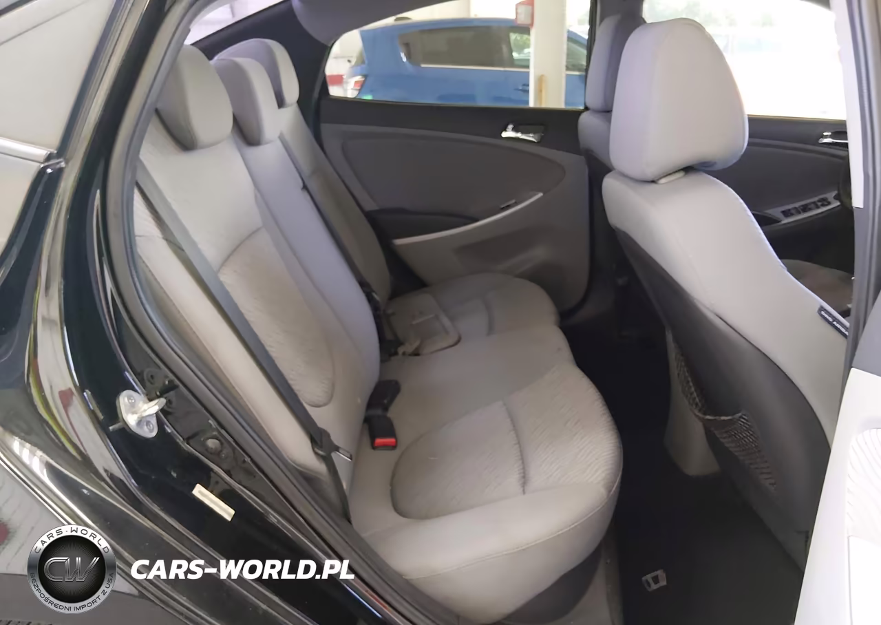 2013 Hyundai Accent Gls VIN:KMHCU4AE2DU420825 - 8