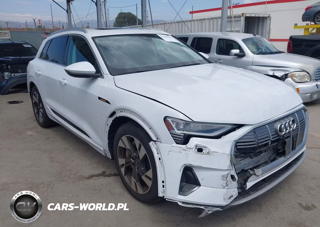 2022 Audi E-Tron Premium Quattro
