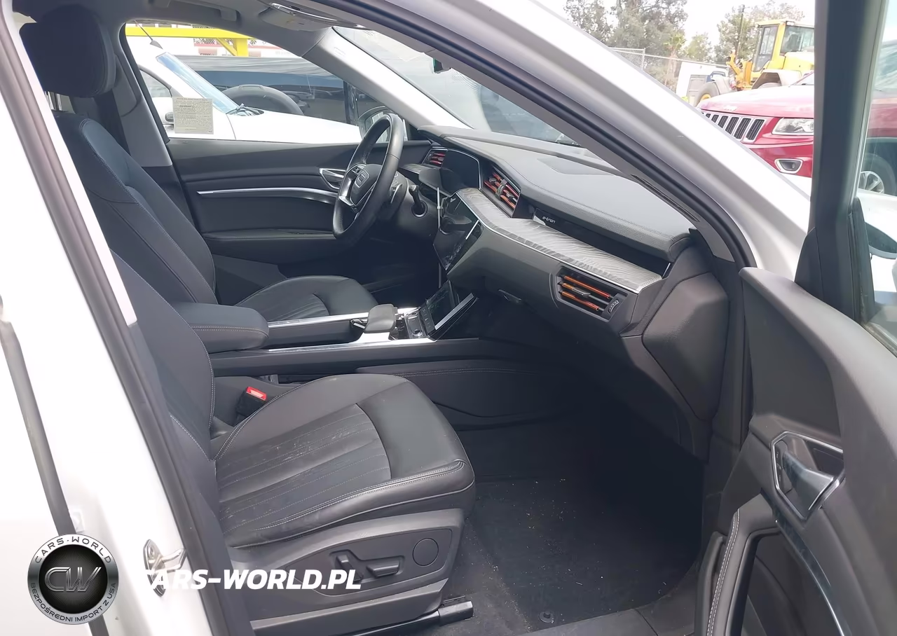 2022 Audi E-Tron Premium Quattro VIN:WA1AAAGE8NB025677 - 5