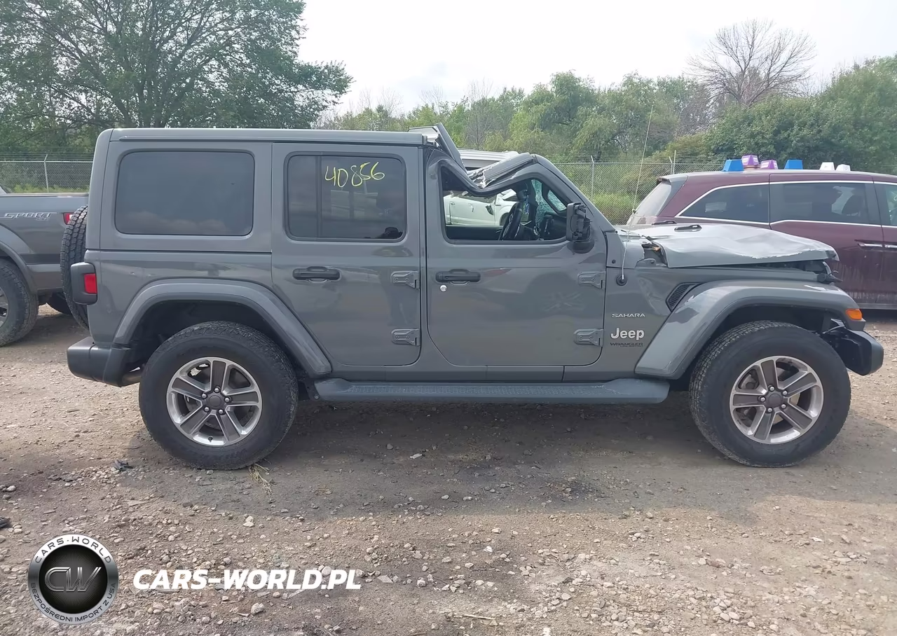 2019 Jeep Wrangler Unlimited Sahara 4X4 VIN:1C4HJXEGXKW664921 - 13