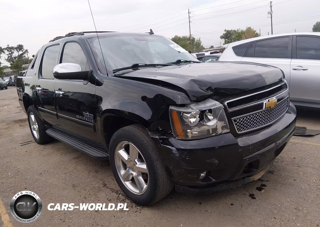 2013 Chevrolet Avalanche Lt – zdjęcie 1 z 16