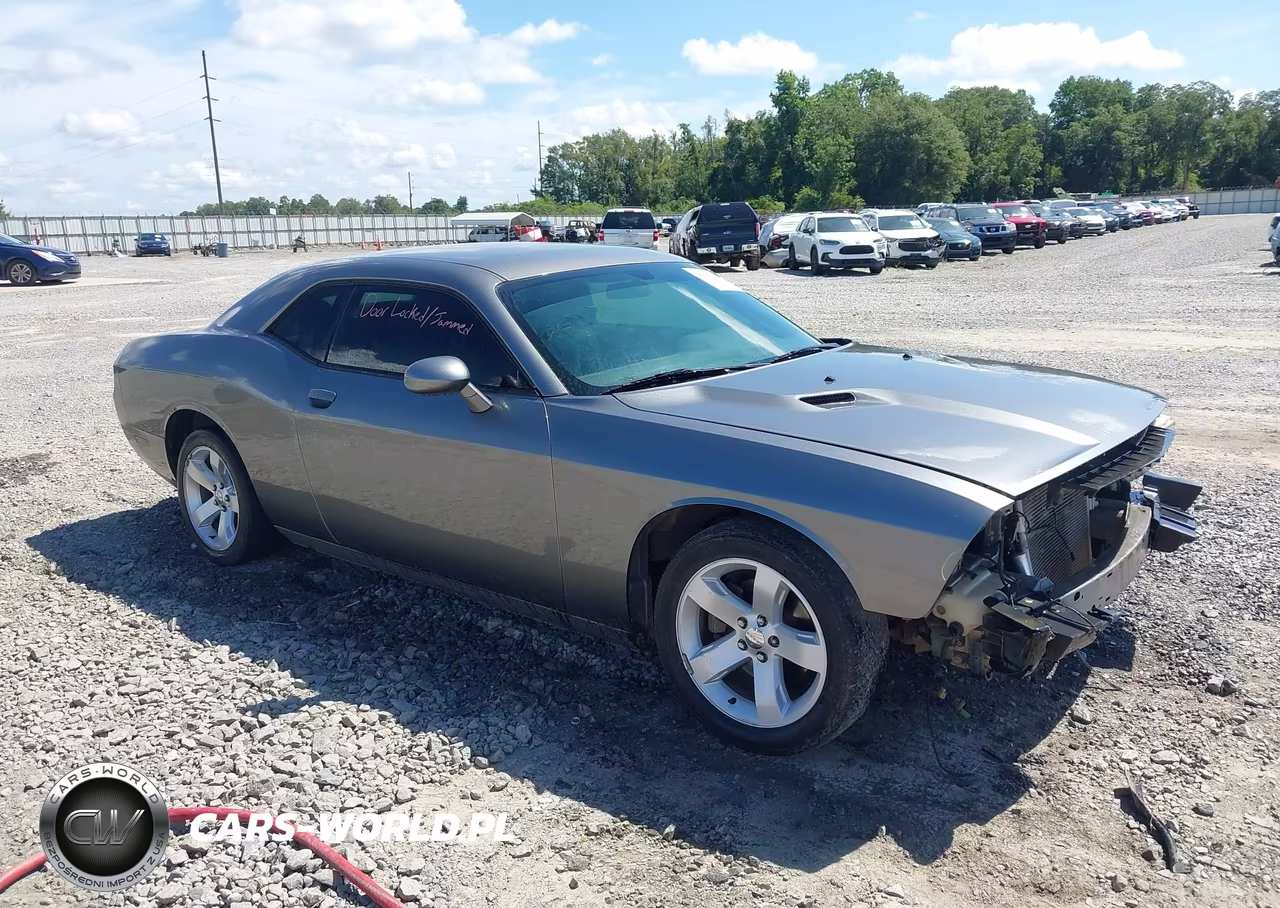 2012 Dodge Challenger Sxt