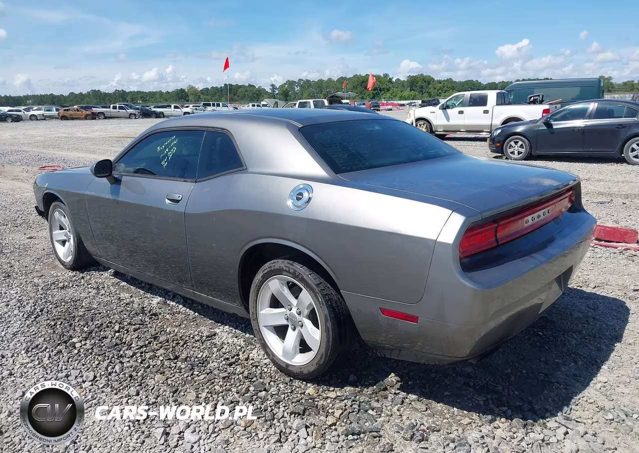 2012 Dodge Challenger Sxt VIN:2C3CDYAG6CH170315 - 3