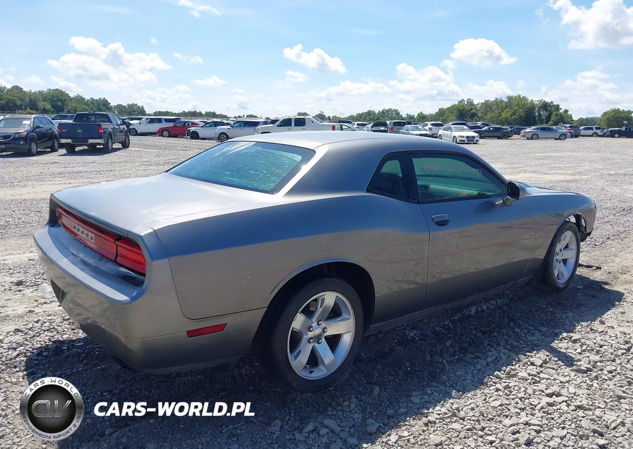 2012 Dodge Challenger Sxt VIN:2C3CDYAG6CH170315 - 4