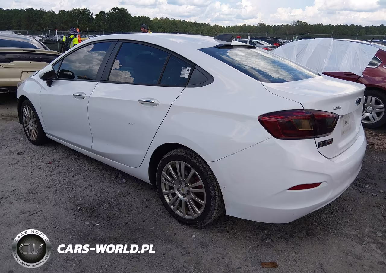 2017 Chevrolet Cruze Ls Auto VIN:1G1BC5SM5H7272875 - 3