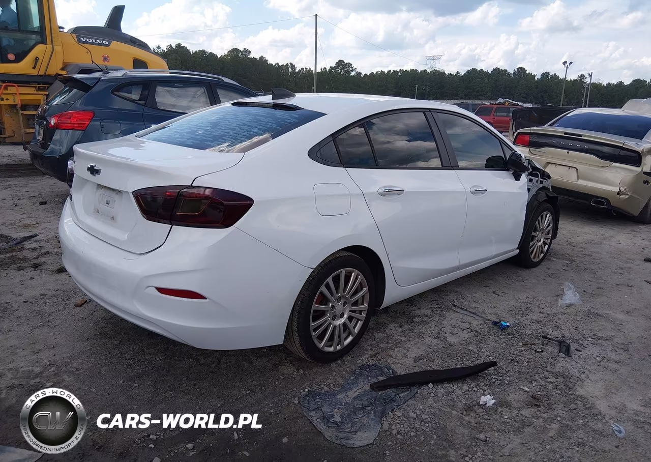 2017 Chevrolet Cruze Ls Auto VIN:1G1BC5SM5H7272875 - 4