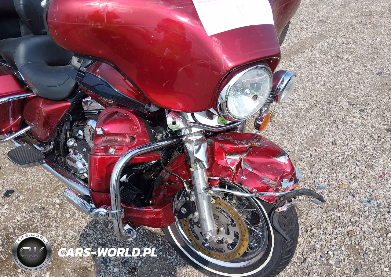 2008 Harley-Davidson Flhtcui VIN:1HD1FC4158Y684370 - 14
