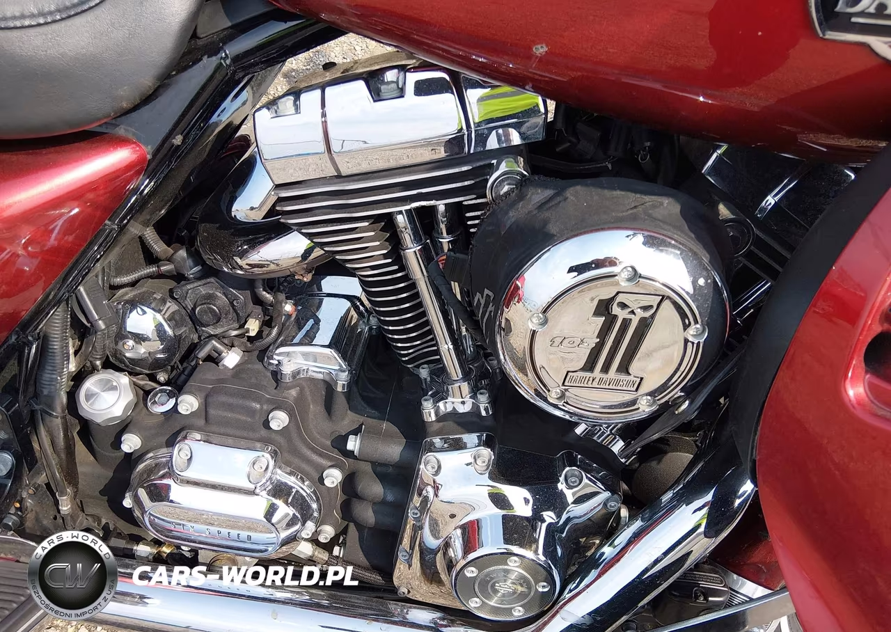 2008 Harley-Davidson Flhtcui VIN:1HD1FC4158Y684370 - 8