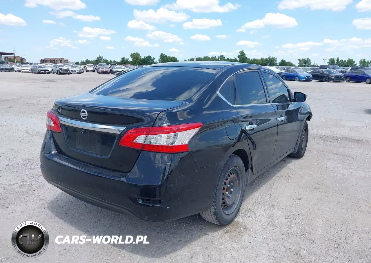 2015 Nissan Sentra S VIN:3N1AB7AP5FY333279 - 4