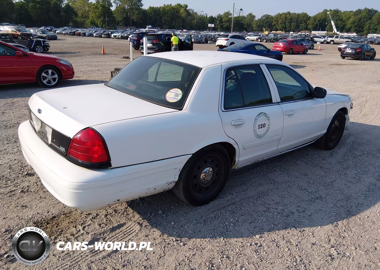 2009 Ford Crown Victoria Police-Police Interceptor VIN:2FAHP71V29X133204 - 4