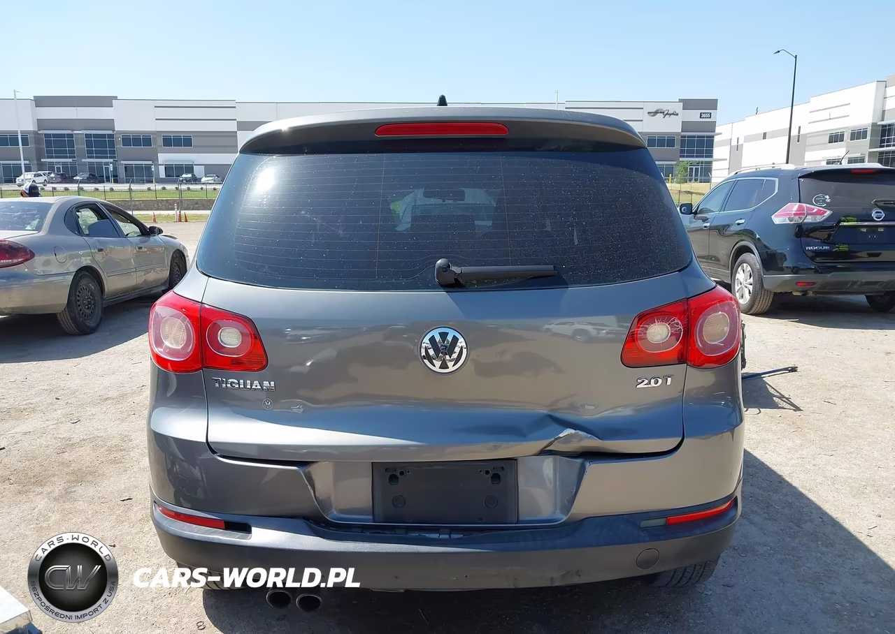2011 Volkswagen Tiguan S VIN:WVGAV7AXXBW542485 - 16