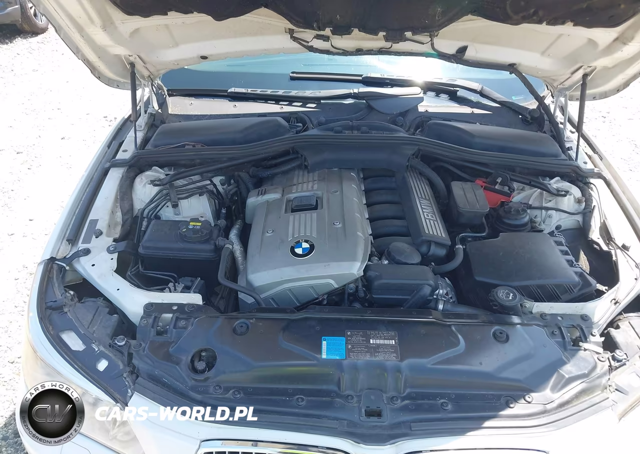 2007 BMW 525I VIN:WBANE53557CY07762 - 10