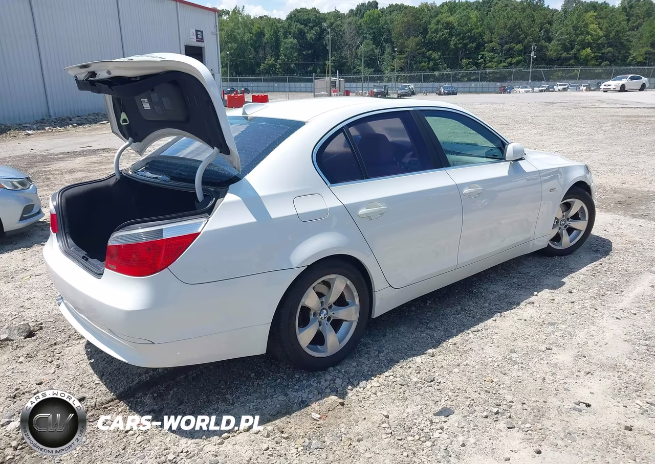 2007 BMW 525I VIN:WBANE53557CY07762 - 4