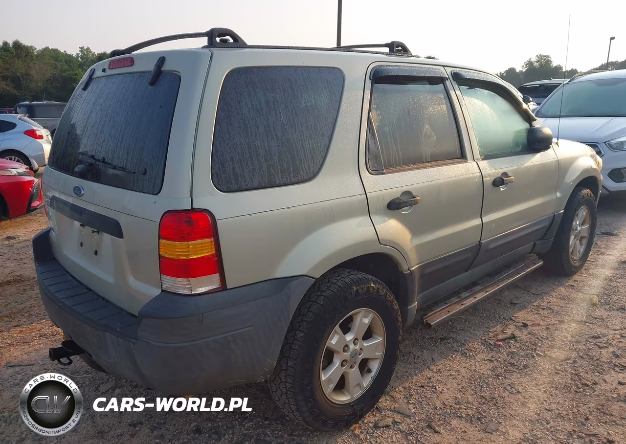 2005 Ford Escape Xlt VIN:1FMYU93145DA13586 - 4
