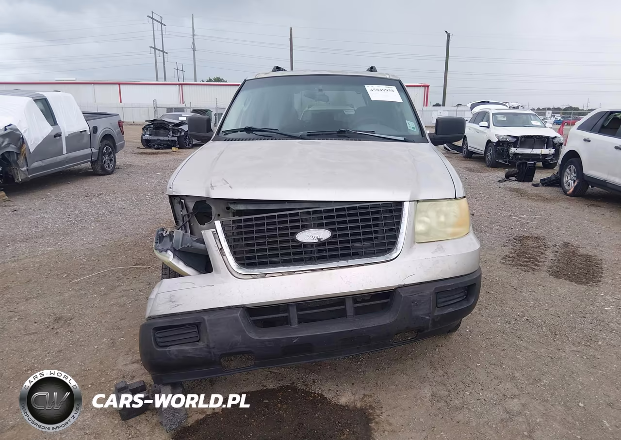 2005 Ford Expedition Xls VIN:1FMPU13525LA83030 - 13