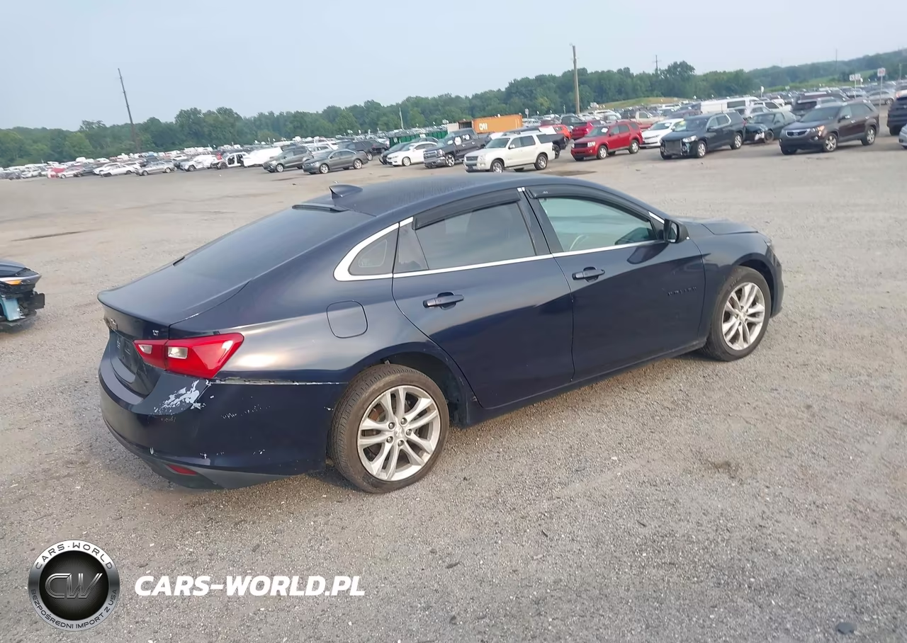 2016 Chevrolet Malibu 1Lt VIN:1G1ZE5ST1GF290357 - 4