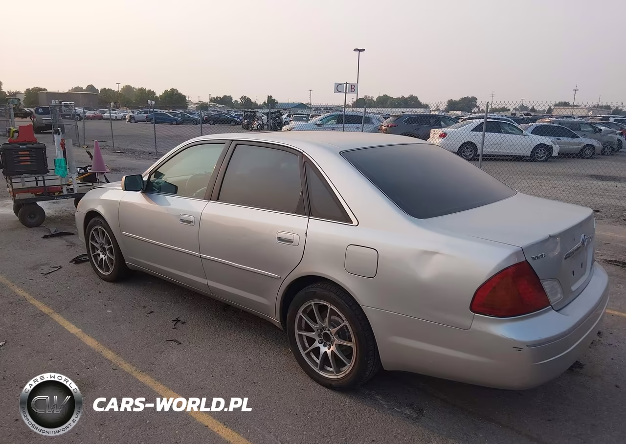2002 Toyota Avalon Xls VIN:4T1BF28B52U232447 - 3