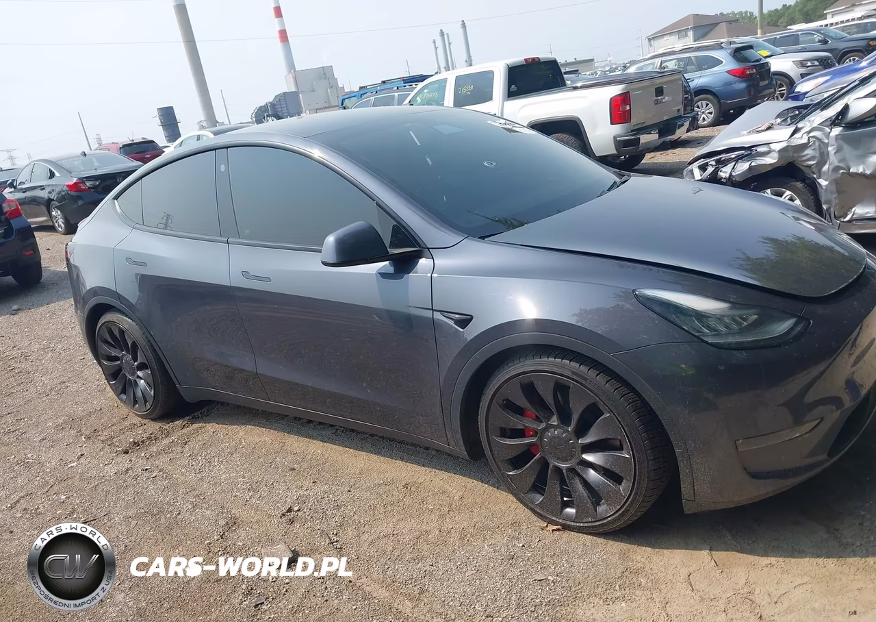 2021 Tesla Model Y Performance Dual Motor All-Wheel Drive VIN:5YJYGDEF0MF081740 - 13