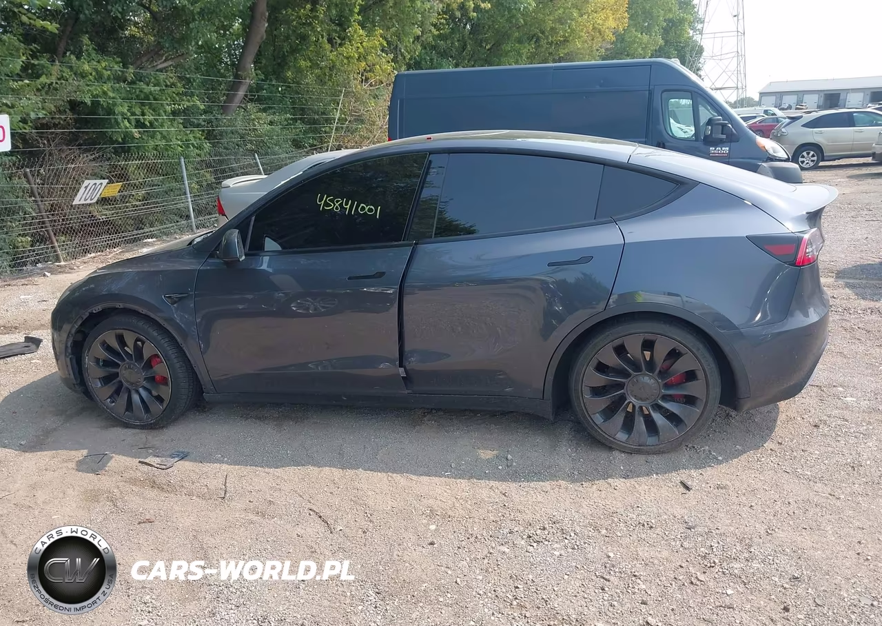 2021 Tesla Model Y Performance Dual Motor All-Wheel Drive VIN:5YJYGDEF0MF081740 - 14