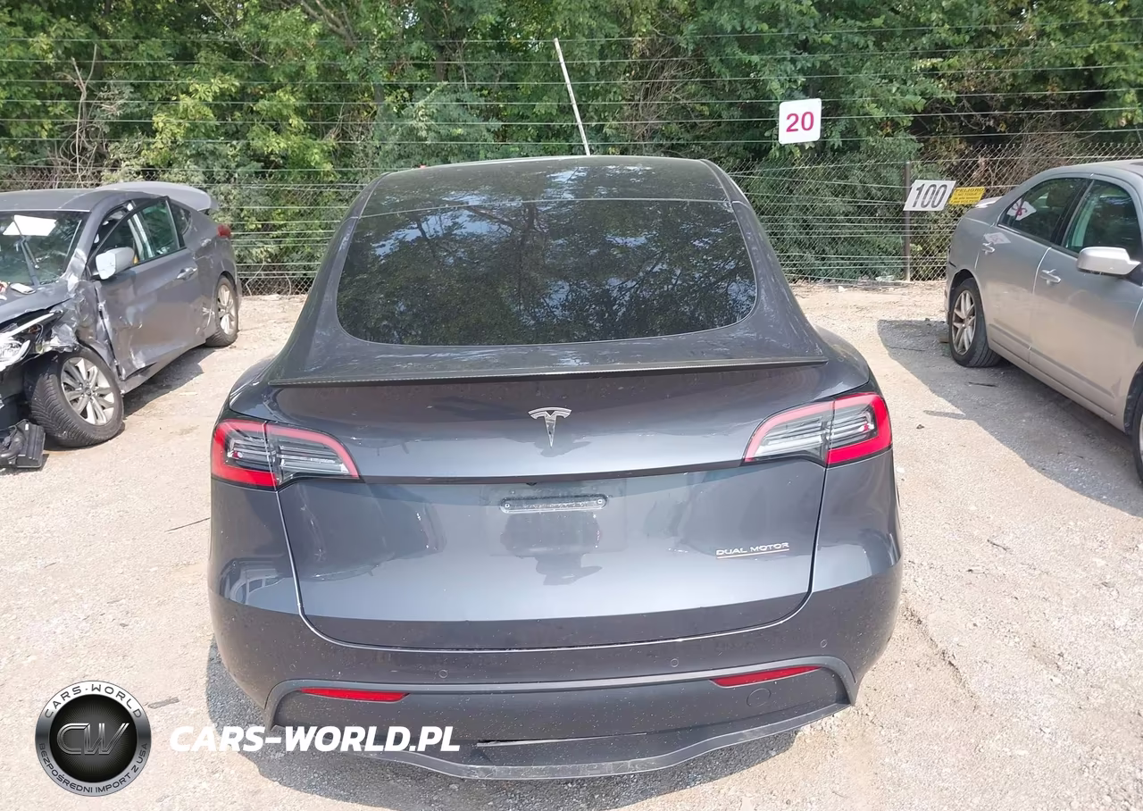 2021 Tesla Model Y Performance Dual Motor All-Wheel Drive VIN:5YJYGDEF0MF081740 - 16