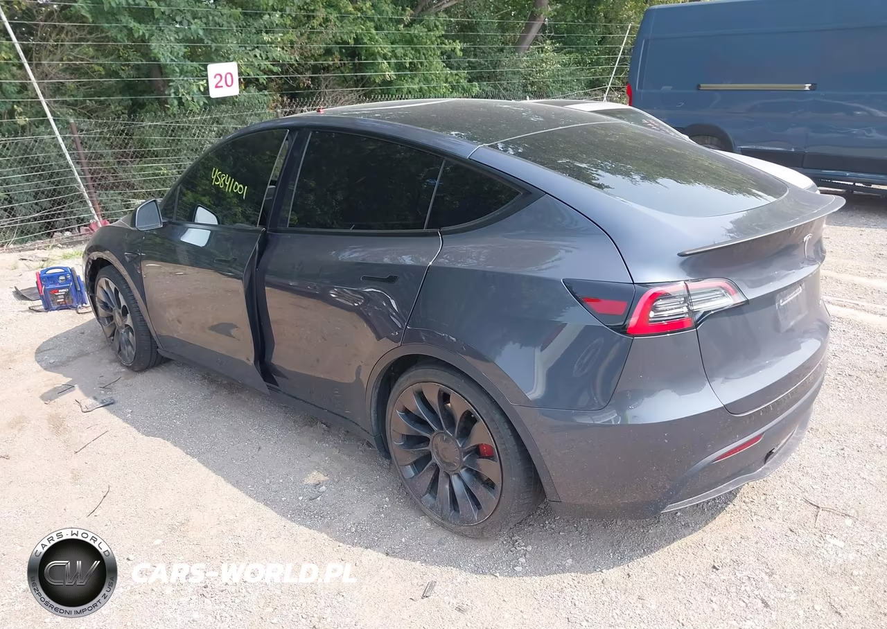 2021 Tesla Model Y Performance Dual Motor All-Wheel Drive VIN:5YJYGDEF0MF081740 - 3