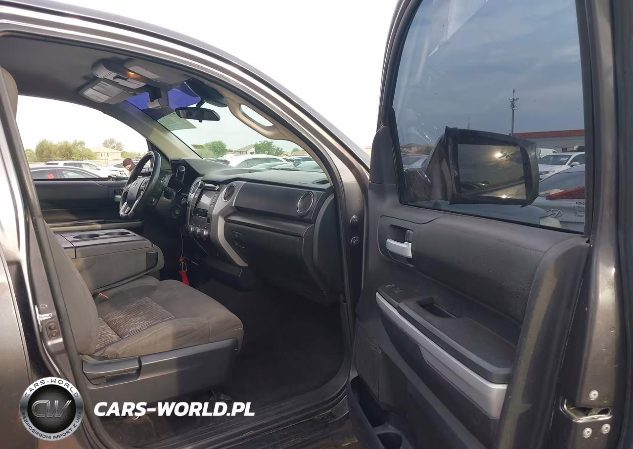 2018 Toyota Tundra Sr5 5.7L V8 VIN:5TFDY5F19JX717190 - 5