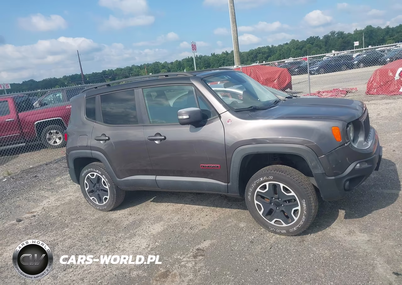2016 Jeep Renegade Trailhawk VIN:ZACCJBCT3GPC94588 - 13