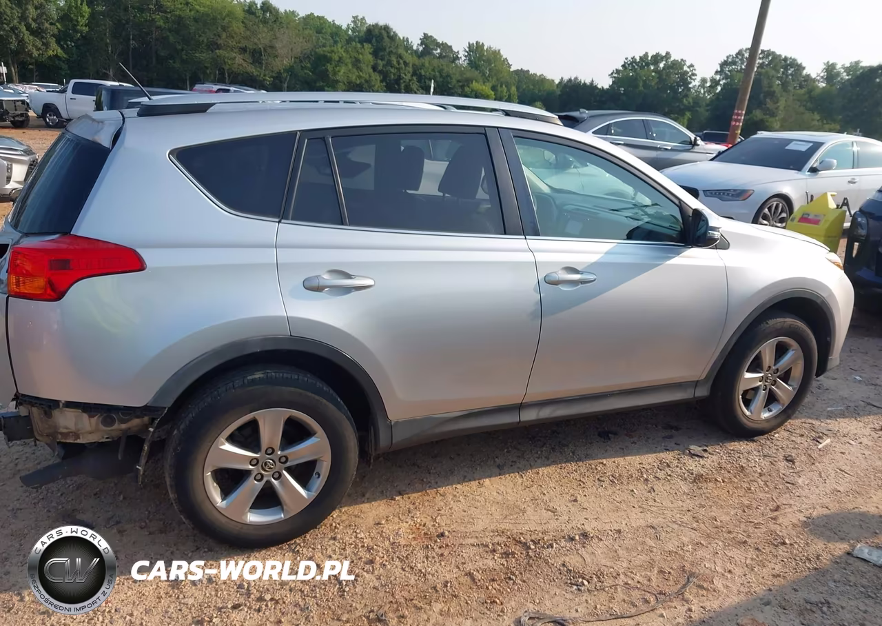2015 Toyota Rav4 Xle VIN:2T3RFREV4FW343283 - 14