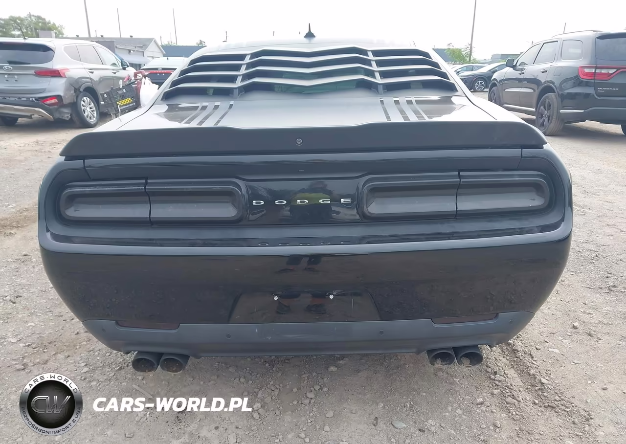 2016 Dodge Challenger 392 Hemi Scat Pack Shaker VIN:2C3CDZFJ4GH255427 - 16