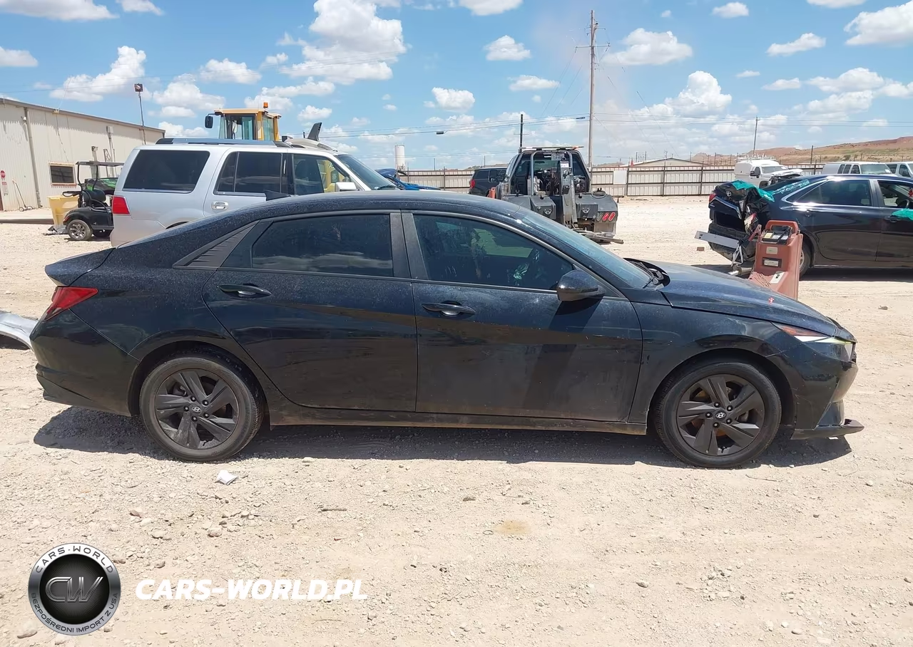 2021 Hyundai Elantra Sel VIN:KMHLM4AG4MU147176 - 13
