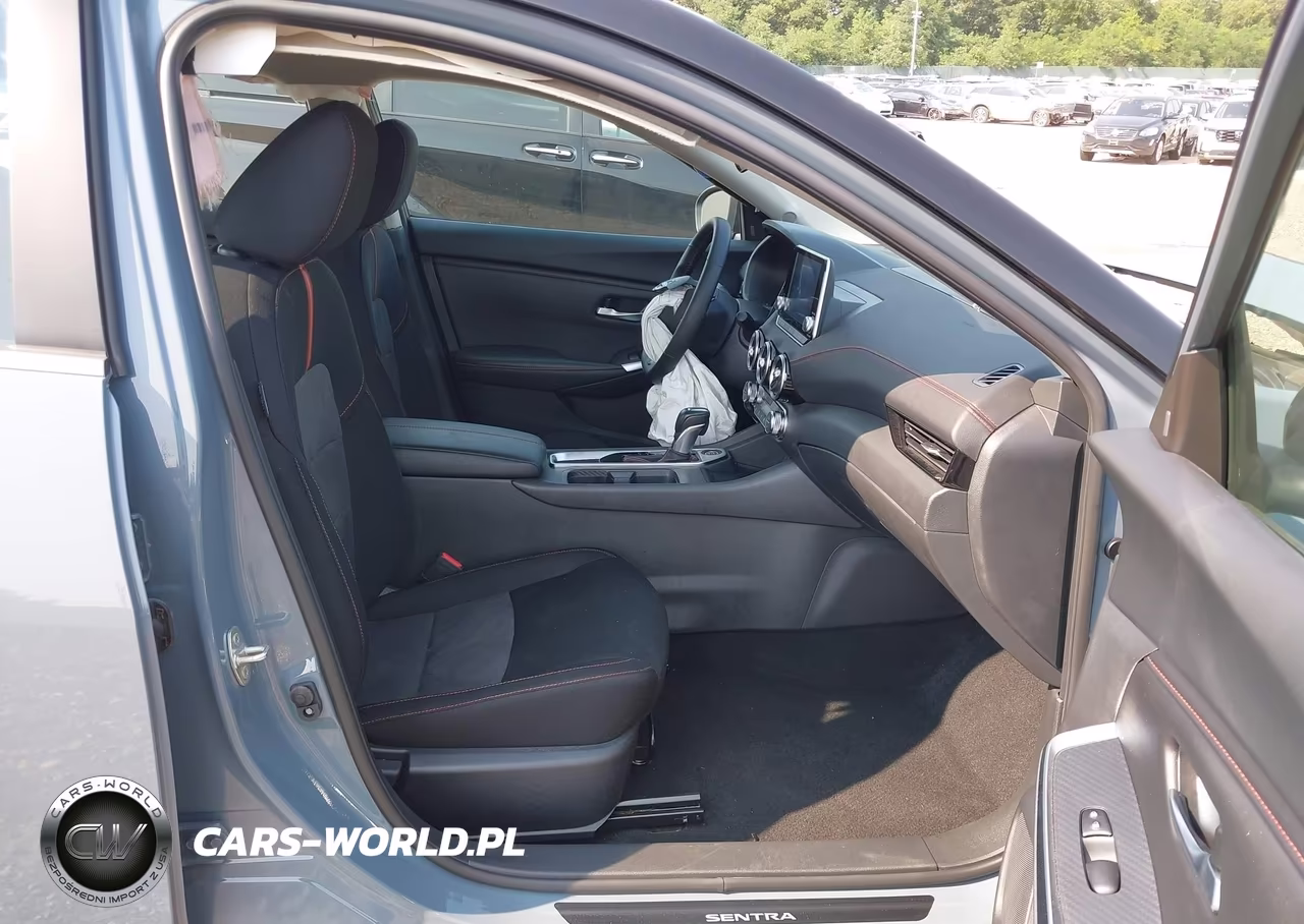 2025 Nissan Sentra Sr VIN:3N1AB8DV5SY219423 - 5