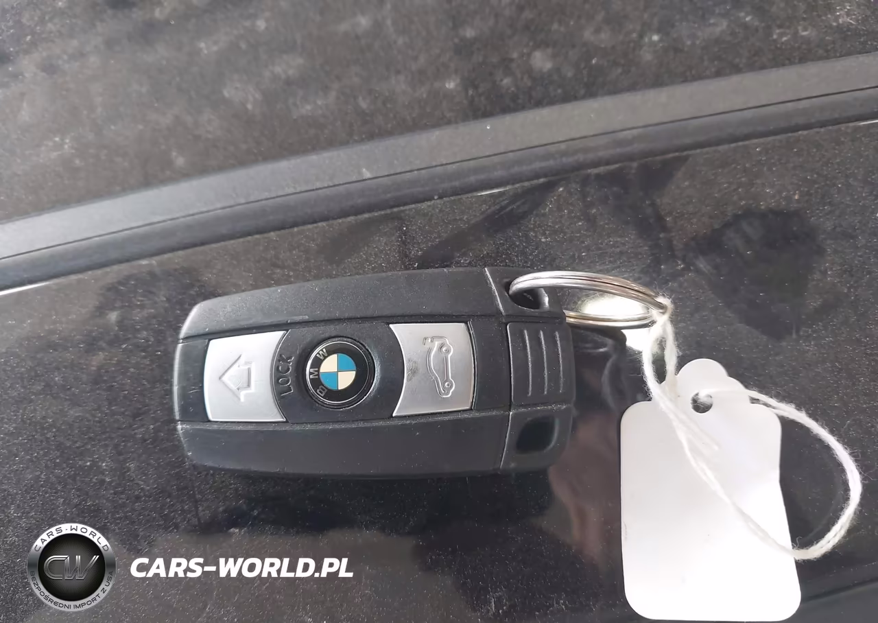 2011 BMW 328I xDrive VIN:WBAPK7C55BA463495 - 11