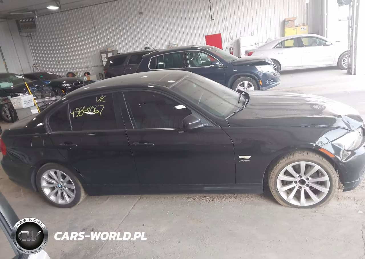 2011 BMW 328I xDrive VIN:WBAPK7C55BA463495 - 13