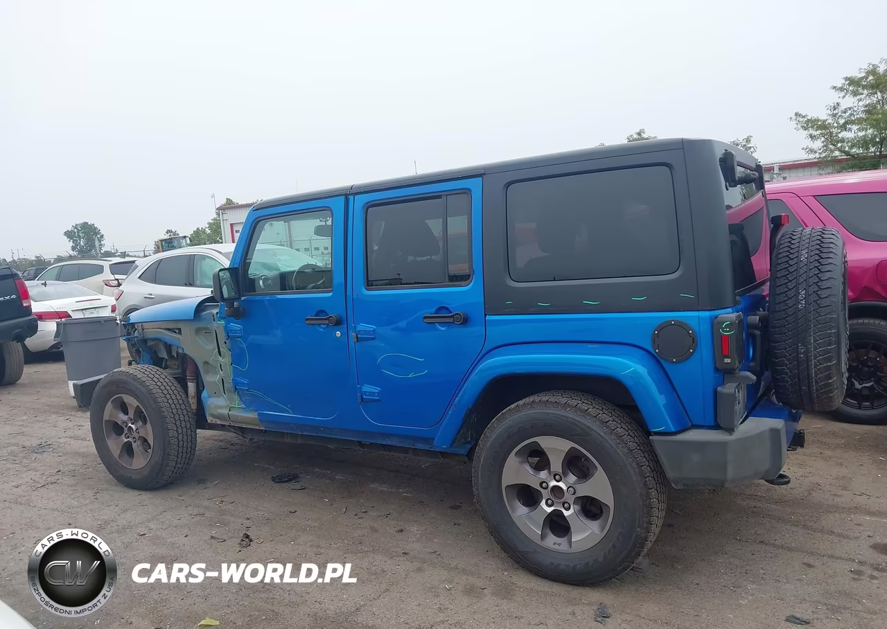 2016 Jeep Wrangler Unlimited Sahara VIN:1C4BJWEG6GL262144 - 14