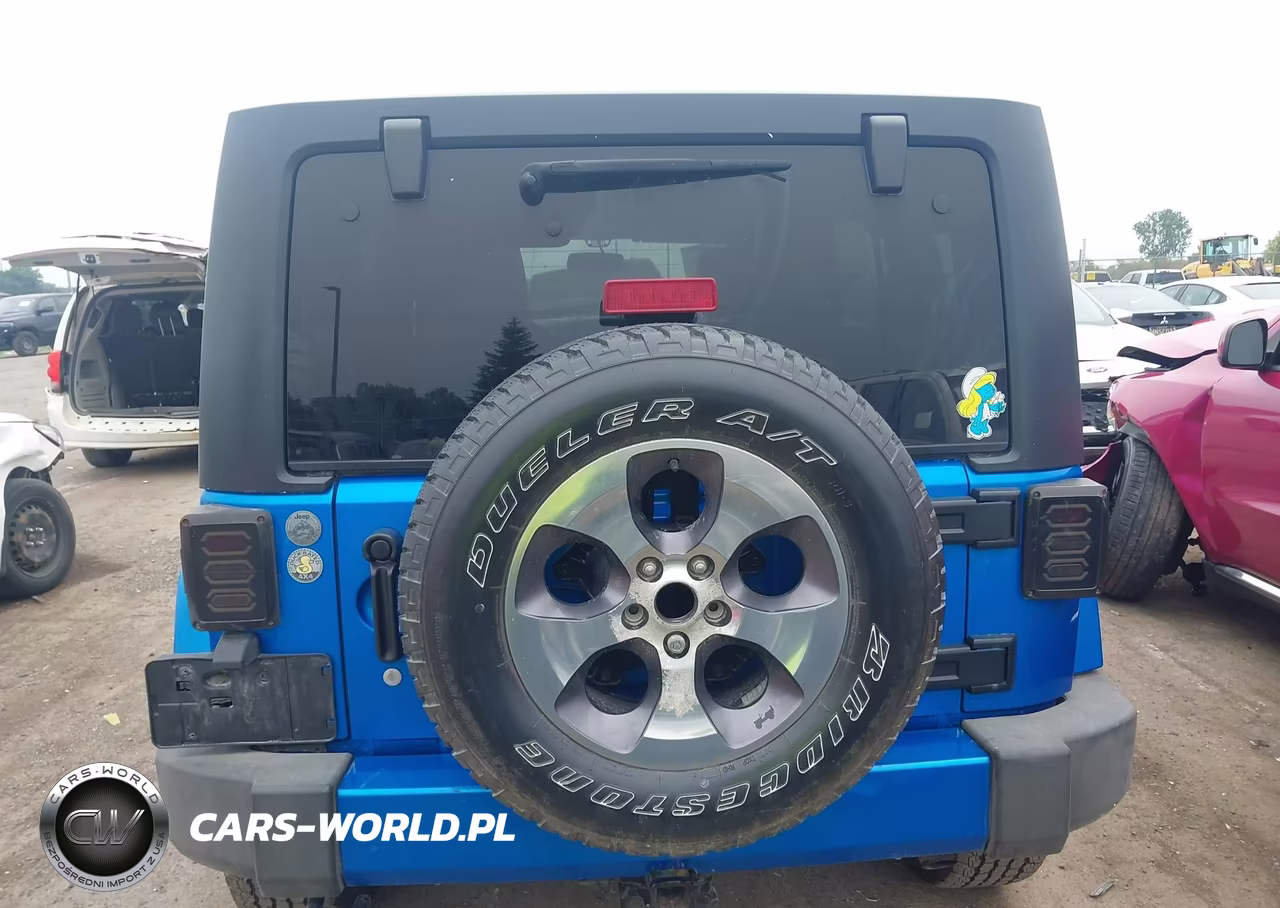 2016 Jeep Wrangler Unlimited Sahara VIN:1C4BJWEG6GL262144 - 16