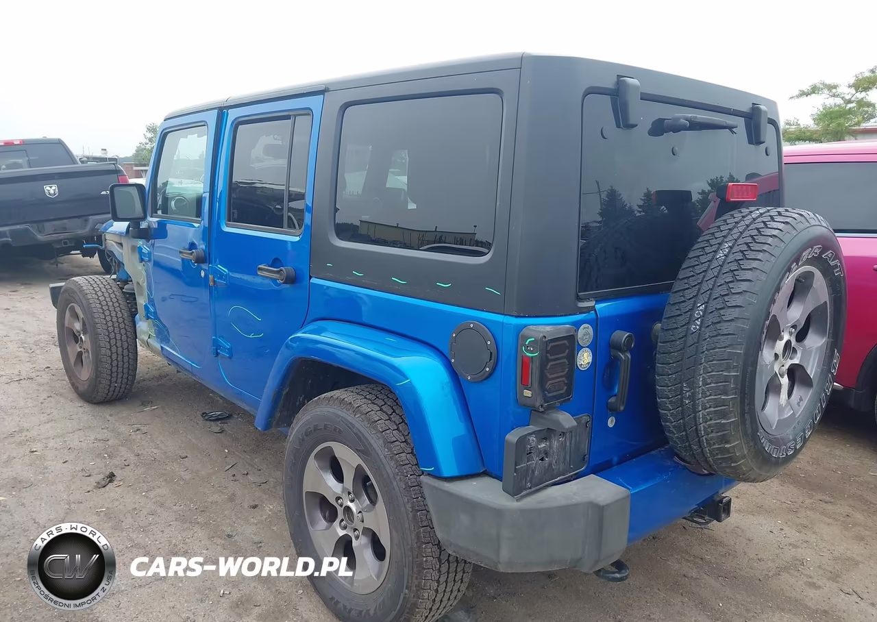 2016 Jeep Wrangler Unlimited Sahara VIN:1C4BJWEG6GL262144 - 3