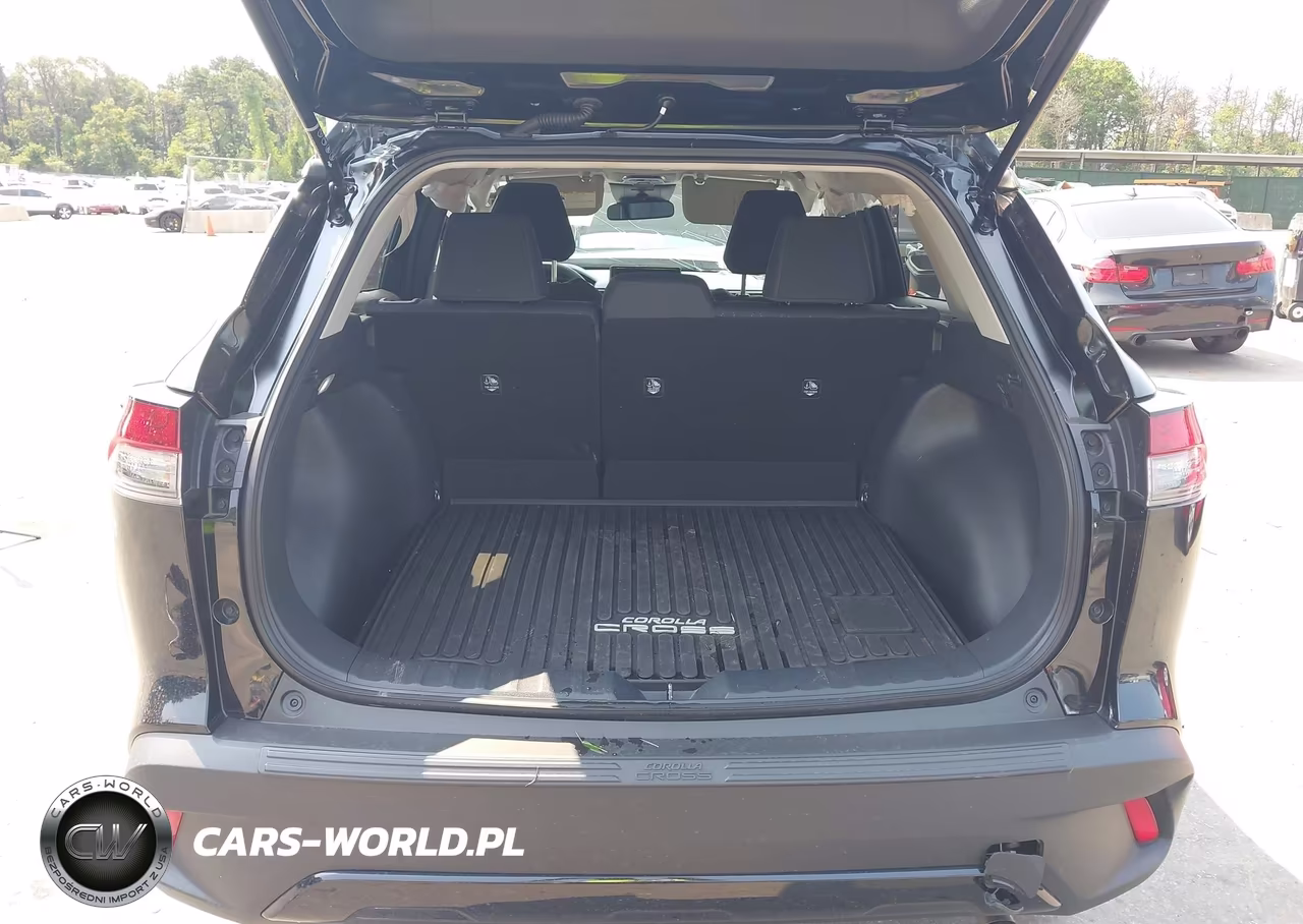 2026 Toyota Corolla Cross Le VIN:7MUCAABG8TV148866 - 18