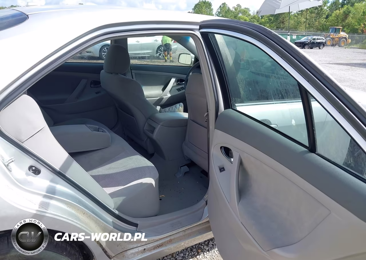 2011 Toyota Camry Se-Le-Xle VIN:4T1BF3EK8BU718728 - 8