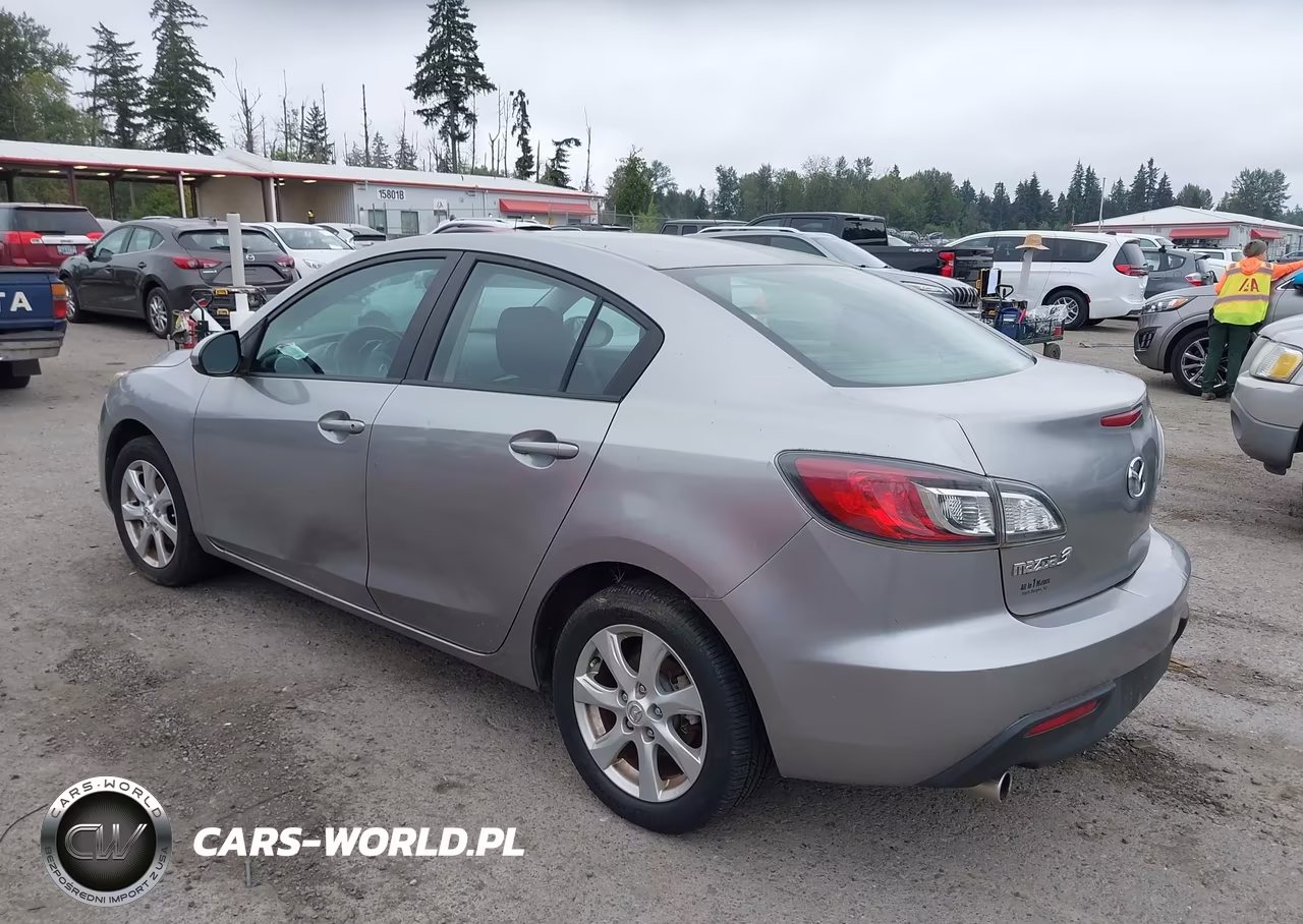 2011 Mazda Mazda3 I Touring VIN:JM1BL1VG4B1415623 - 3