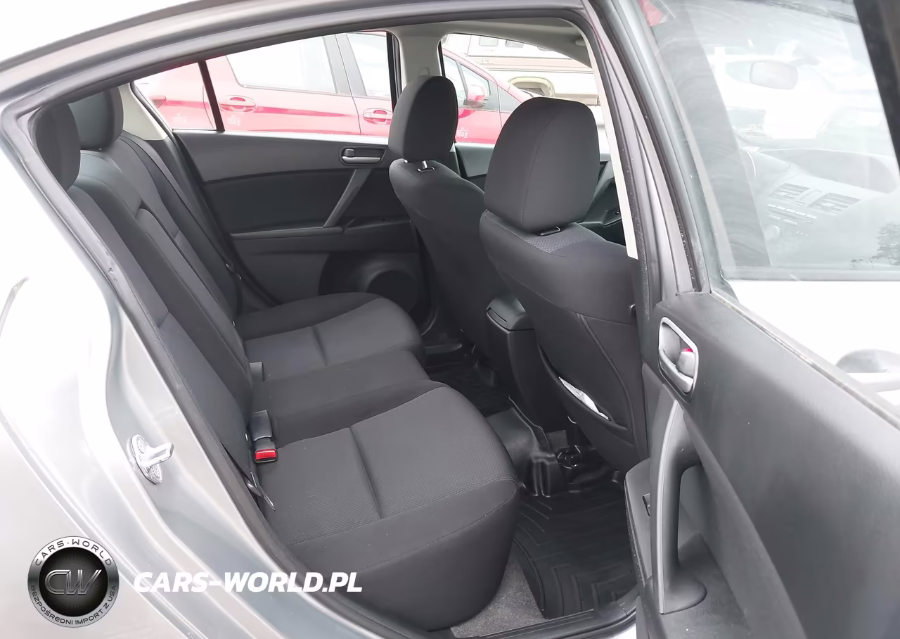 2011 Mazda Mazda3 I Touring VIN:JM1BL1VG4B1415623 - 8