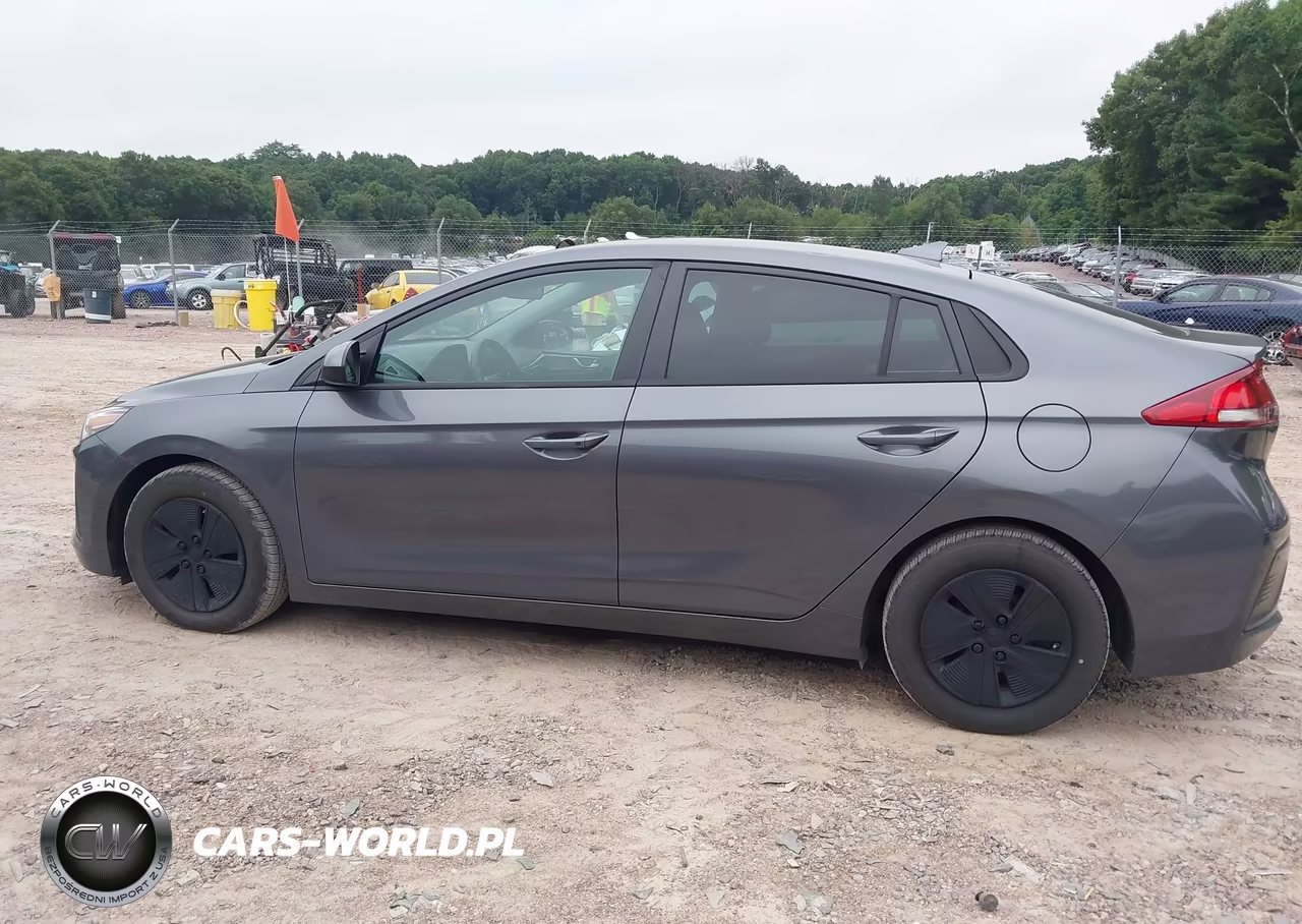 2020 Hyundai Ioniq Hybrid Blue VIN:KMHC65LC0LU185982 - 14